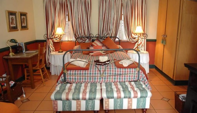 A Tapestry Garden Guest House in Potchefstroom