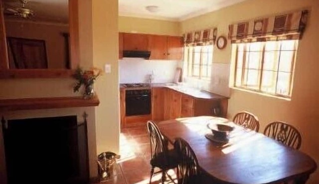 Red Mountain House in Clarens