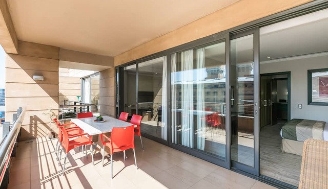 Raphael Penthouse | Square and Mall and Pool Access in Johannesburg