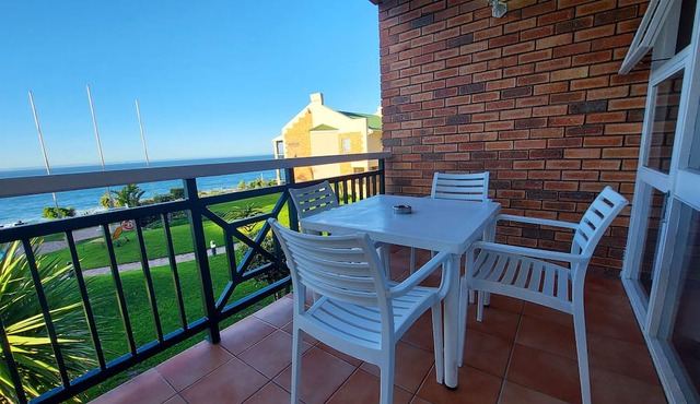 First Group Brookes Hill Suites in Gqeberha (Port Elizabeth)