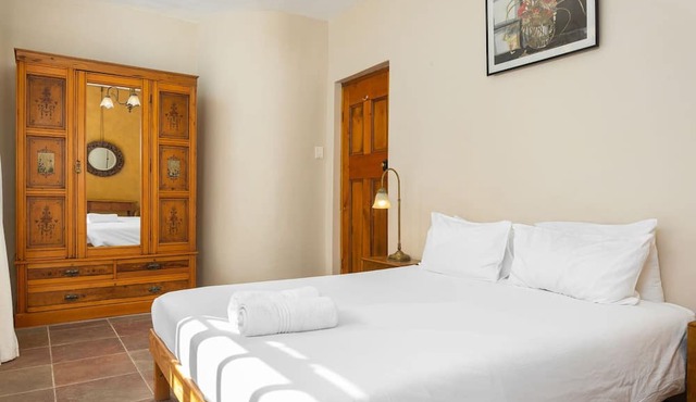 Quirky De Waterkant Villa | Rooftop Deck | Wifi in Cape Town