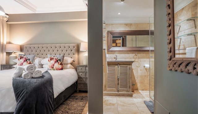 Definitely the perfect spot in central Stellenbosch with your own balcony in Stellenbosch Central