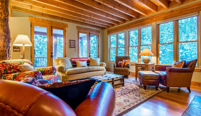 Private and Peaceful, Mtn Views, Stream, Family Friendly, Separate Guest Room in Sundance