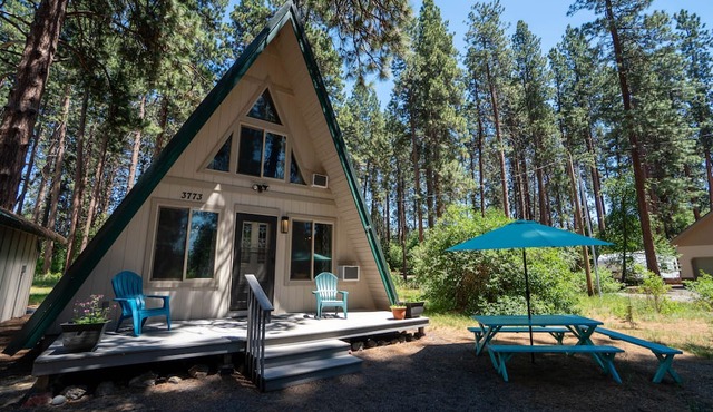 The Chalet at Agency Lake in Chiloquin