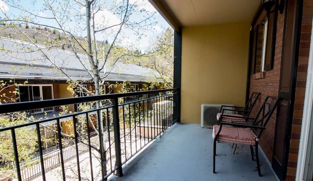 Treasure Mountain Inn - Junior Suite #38 in Park City