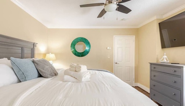 Downtown Walk | 2 Suites | Free Parking in Atlanta