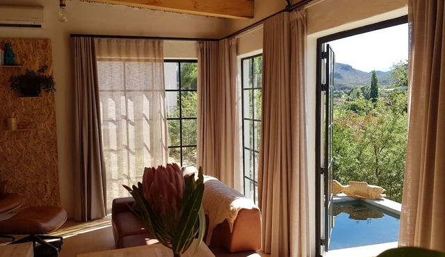 De Kombuys Estate in Oudtshoorn