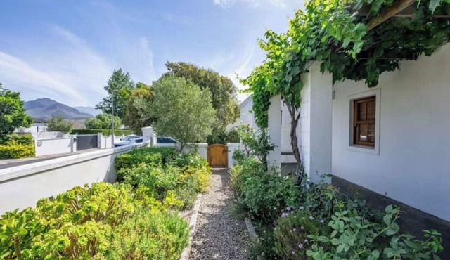 Dream Holiday Home in the Heart of Franschhoek