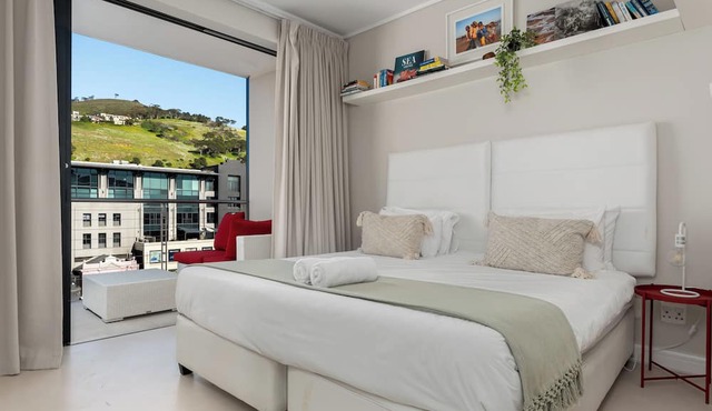 Stunning Views From De Waterkant Apartment in Cape Town