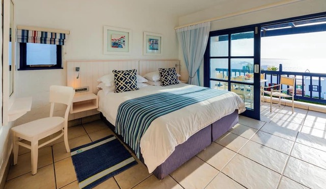 Club Mykonos by First Private Stays in Langebaan