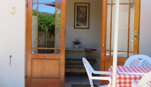 Sandy's Place in Barrydale