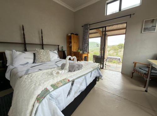 "Silent Sunsets" - Shama lodge in Steytlerville