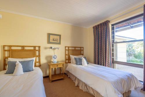 Ocean Mooring Beach House - Garden Apartment - 4 Bedrooms in Port Alfred