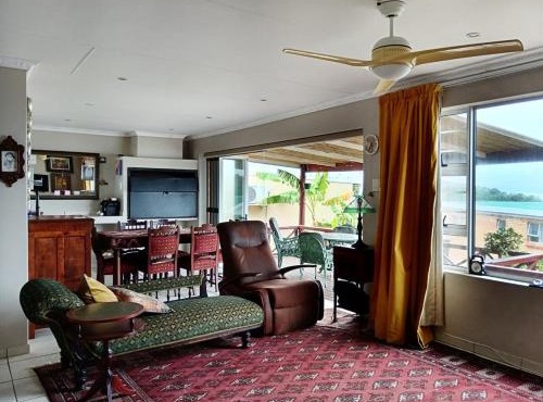 Ocean View Beach House in Cintsa Mouth West