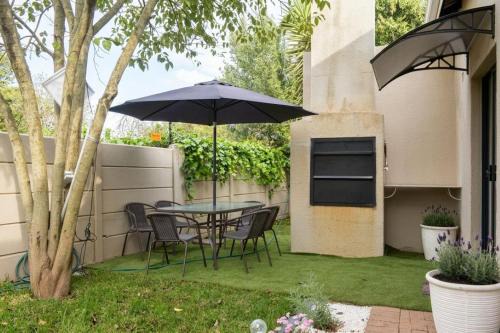 Comfort Meets Modern Luxury Lifestyle in Durbanville