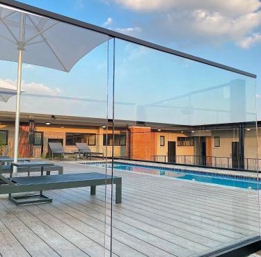 Rosebank Haus- rooftop living, business & leisure in Johannesburg