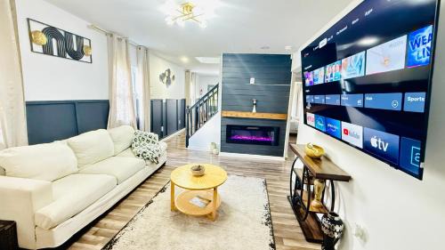 DC Edge stunning three-bedroom House in Capitol Heights