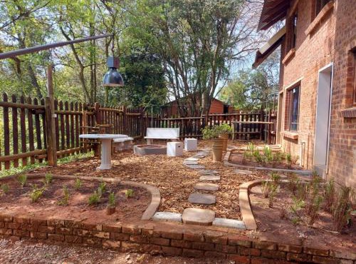 Karkloof Mountain Retreat Waterfall & Trails Self-catering in Talavera