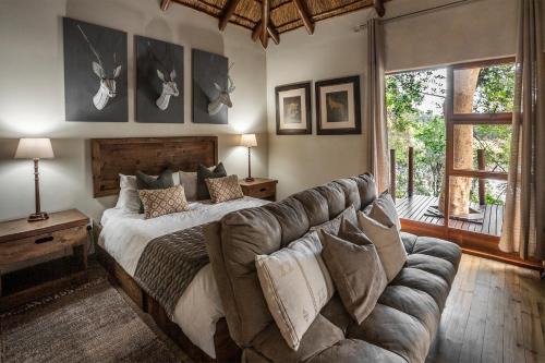 Kimaro River Lodge - Giraffe - Riverside Suite in Hoedspruit