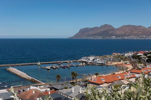 Sea, Sun, Kalk Bay, Dalebrook in Cape Town