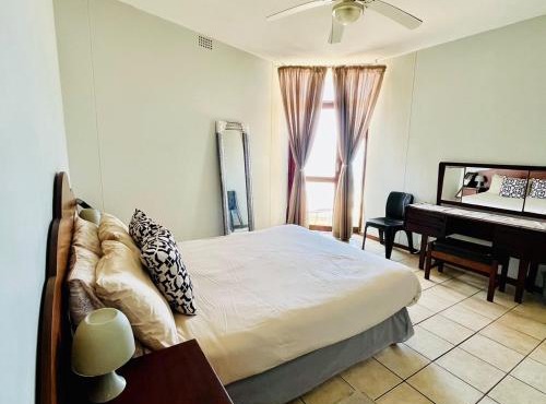 Sandside Suites in Amanzimtoti