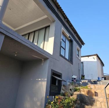 Mgwenya Capsule Hotel in Nelspruit