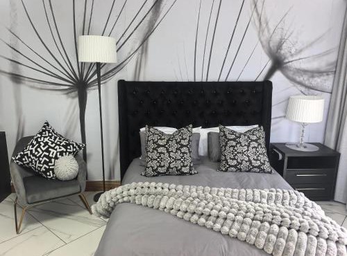 Executive Studio Waterkloof Glen in Pretoria