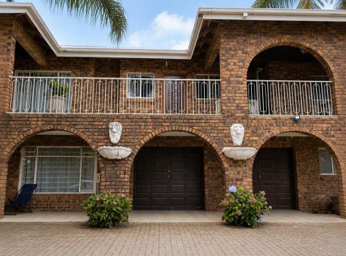 2#, spacious 1 Bedroom unit, backup water WiFi in Johannesburg