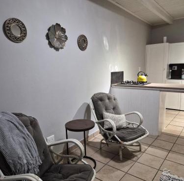 52 on 2nd Self-catering accommodation in Gonubie Park
