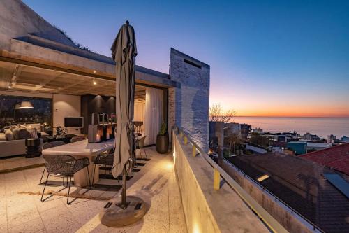 Luna Azul Penthouse - Ultra luxury in Sea Point