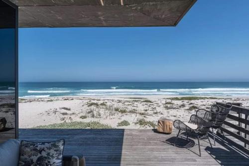 Lifes a View Ocean Villa w Butler & Jacuzzi in Yzerfontein
