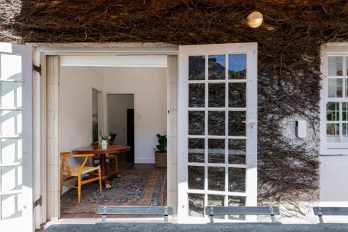 Ty-Bach Cottage Newlands Village in Cape Town