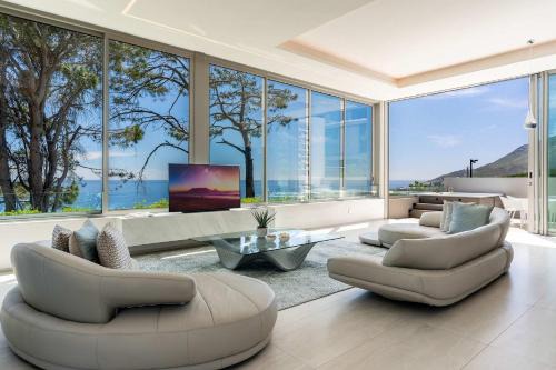 The Glasshouse - Camps Bay Views Luxury Jacuzzi