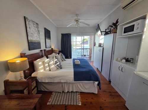 Deck Room with Neighborhood view in Bunkers Hill