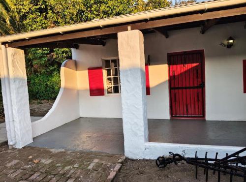 Firehouse self-catering cottage 7 in Wellington