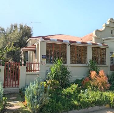 Olive Cottage in Cradock