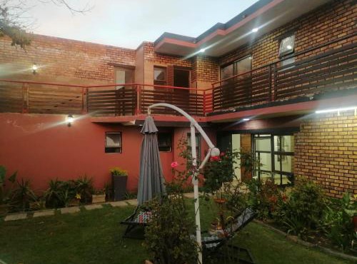 Dante Guest house in Alberton