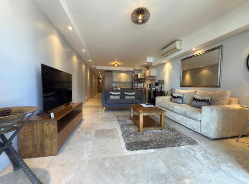 Canal Quays 506 Suite - Near V&A & CTICC in Cape Town
