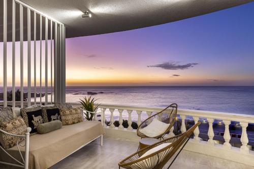 Clifton YOLO Spaces - Beachfront Duo Apartment
