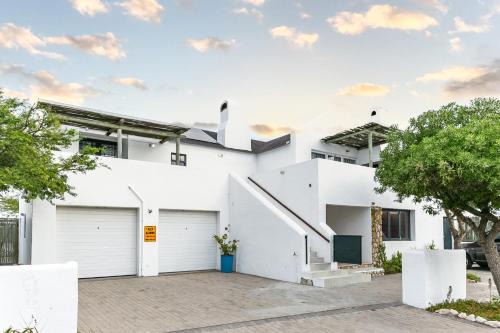 Abalone Hotel & Villas 2 Bedroom Apartment in Paternoster