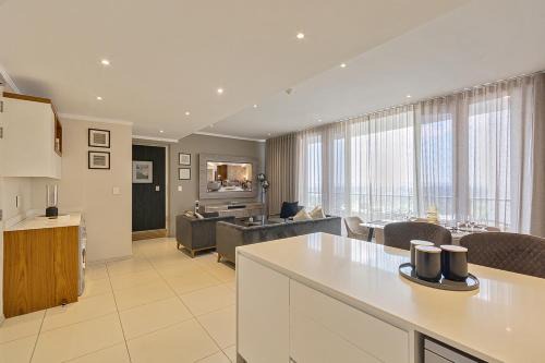 Sandton Luxury Apartment Balcony Power & Water Backup in Johannesburg