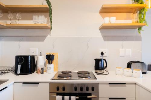 Cozy Apartment Near The Old Biscuit Mill
