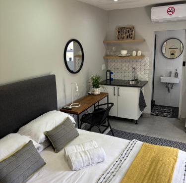 Lucky13 Guesthouse 145 Trematon Drive in Durban