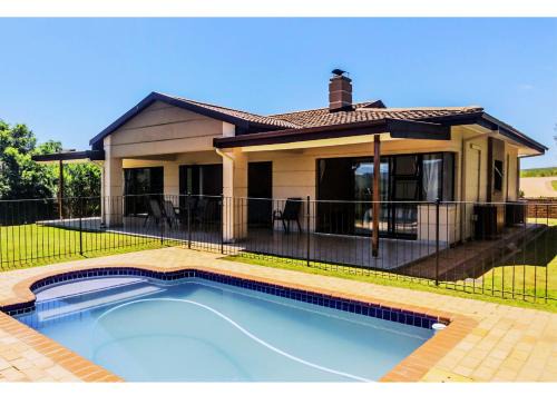 Serenity, Cathkin Estates by Euphoric Leisure in Winterton