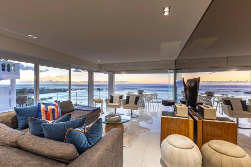 Clifton YOLO Spaces - Clifton Beachfront Penthouse in Cape Town