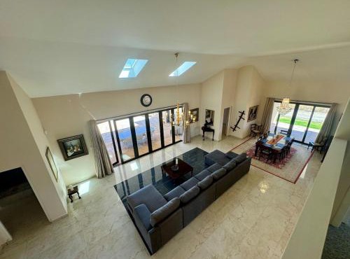 Vineyard Luxury Estate in Pampoenkraal