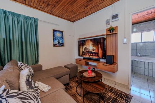 Phindulo Bed and Breakfast in Krugersdorp