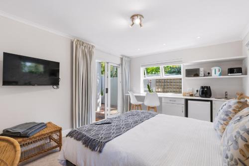 Garden studio in heart of Upper Constantia in Cape Town