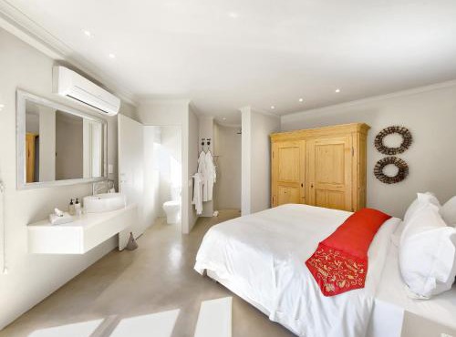 Rouge on Rose Boutique Hotel