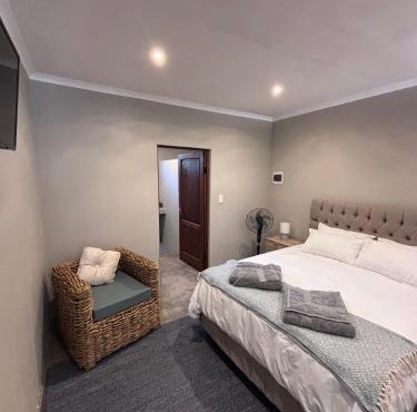 LuVic Guesthouse in Naboomspruit